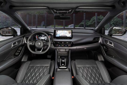 Nissan, Avrupa’daki yeni modellerini tam elektrikli yapacak