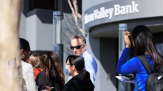Global Bank Crisis In 15 Questions… What should investors do?