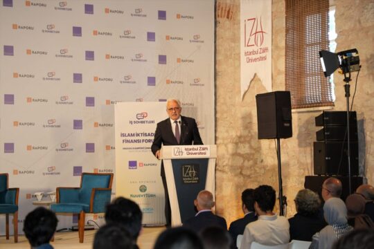 İZÜ'nün İslam İktisadı ve Finansı Forumu” İstanbul'da düzenlendi