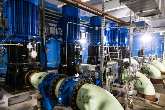 Akkuyu NGS’de su besleme sistemindeki pompaların elektrik motorları devreye alındı