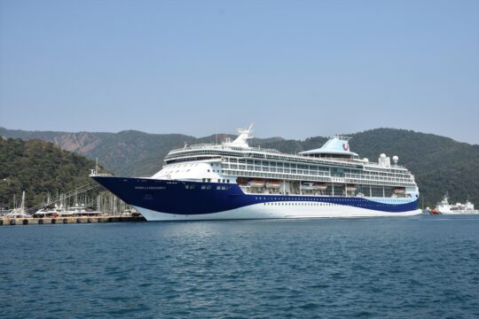 “Marella Discovery 2″ kruvaziyeri ile Marmaris'e 1840 turist geldi