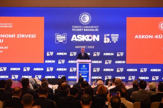 Ticaret Bakanı Bolat, ASKON Kültepe Ekonomi Zirvesi'nde konuştu: