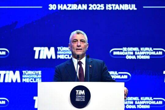 Ticaret Bakanı Bolat, TİM İhracatın Şampiyonları Ödül Töreni'nde konuştu: