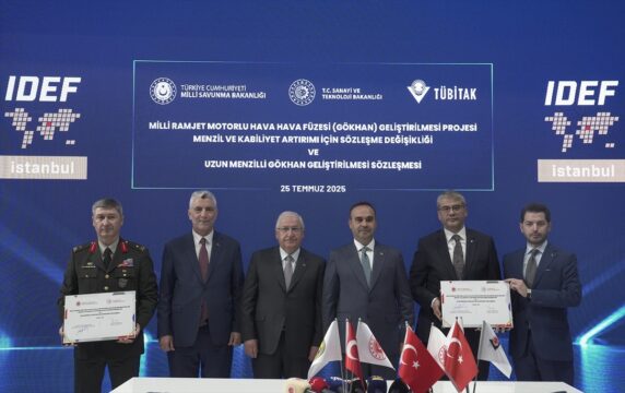 TÜBİTAK milli ramjet motorlu hava-hava füzesi GÖKHAN'ı ilk kez sergiledi