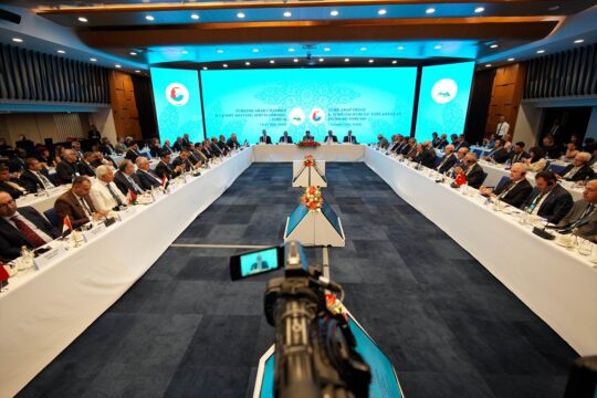 Türk-Arap Odası Yönetim Kurulu Toplantısı ve İş Forumu İzmir'de yapıldı