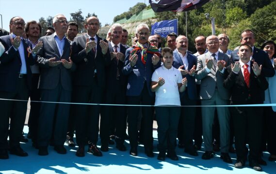 Ulaştırma ve Altyapı Bakanı Uraloğlu, Bursa'da Doğancı Tüneli'nin açılış töreninde konuştu: