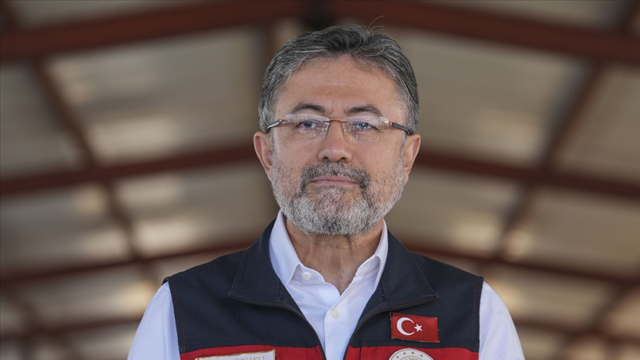 Bakan Yumaklı 6 ilde daha hayvan pazarlarının açıldığını bildirdi