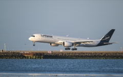 Lufthansa, rekabeti korumak için iştiraklerinin işlevlerini konsolide edecek