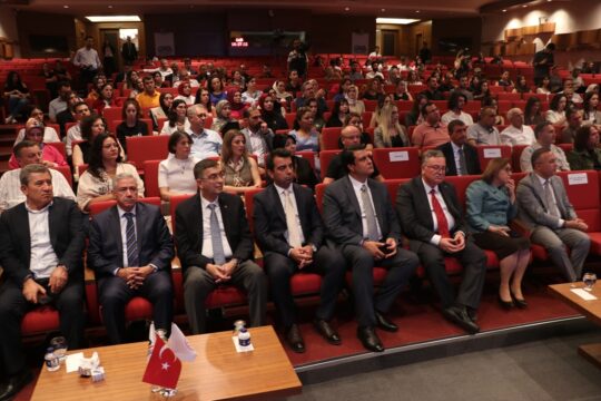 Gaziantep'te “11. Makine Halısı Tasarım Yarışması” düzenlendi