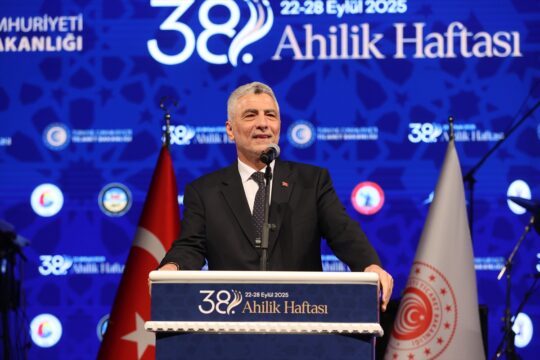 Ticaret Bakanı Bolat Kırşehir’de 38. Ahilik Haftası Kapanış Töreni’nde konuştu