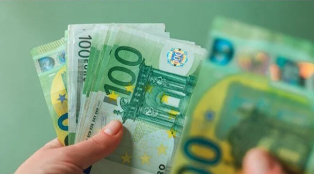 Almanya’da saatlik asgari ücret 2027’ye kadar 14,60 avroya yükselecek