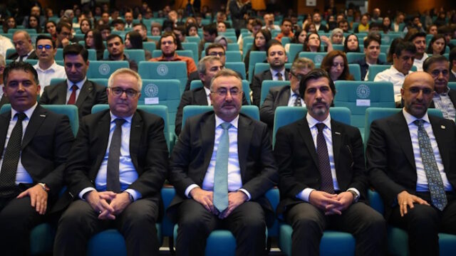 Yapay Zeka Zirvesi 2025 Ankara’da yapıldı… Kim ne dedi?
