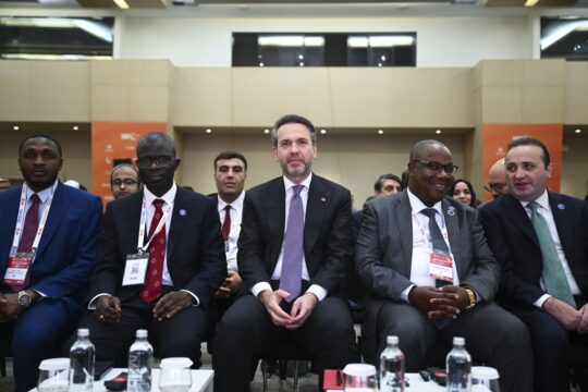 Bakan Bayraktar, Türkiye-Afrika İş ve Ekonomi Forumu'nda konuştu: