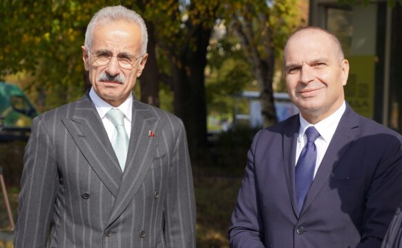 Bakan Uraloğlu Bulgaristan'da GDAÜ Katılımcı Ülkelerinin Ulaştırma Bakanları Konferansı'na katıldı