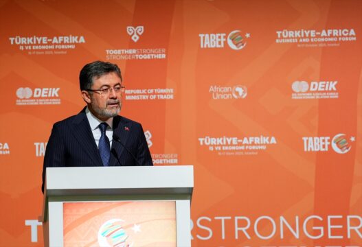 Tarım ve Orman Bakanı Yumaklı, Türkiye-Afrika İş ve Ekonomi Forumu'nda konuştu: