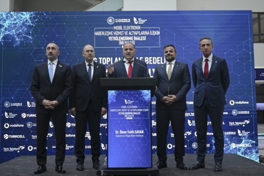 Ulaştırma ve Altyapı Bakan Yardımcısı Sayan, 5G ihalesini değerlendirdi: