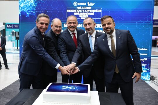 Vodafone 1 Nisan 2026 itibarıyla 81 il ve 922 ilçeyi 5G ile buluşturacak