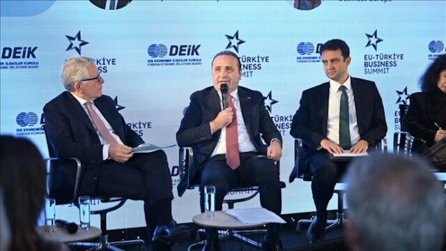 AB-Türkiye İş Zirvesi’nde Gümrük Birliği ele alındı