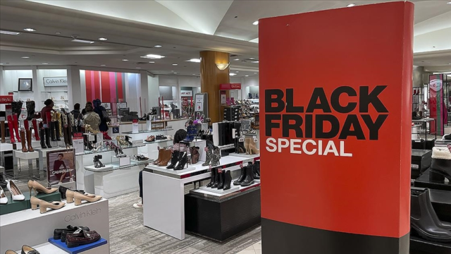 ABD’li tüketiciler “Black Friday”de milyarlarca dolar harcadı
