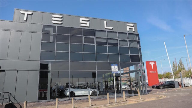 Tesla’nın satışlarında tehlike çanları çalıyor…