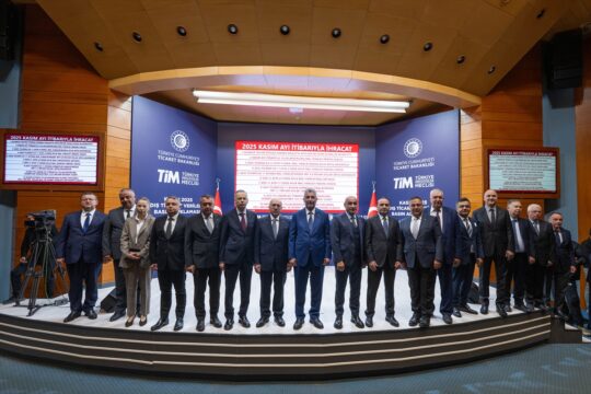 Ticaret Bakanı Ömer Bolat, kasım ayı dış ticaret verilerini açıkladı