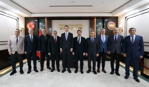 Enerji ve Tabii Kaynaklar Bakanı Alparslan Bayraktar, Hatay'da konuştu: