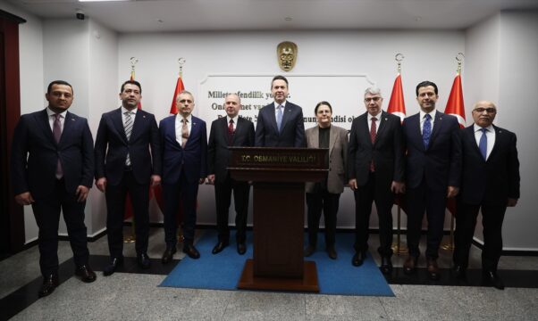 Enerji ve Tabii Kaynaklar Bakanı Alparslan Bayraktar, Osmaniye'de konuştu: