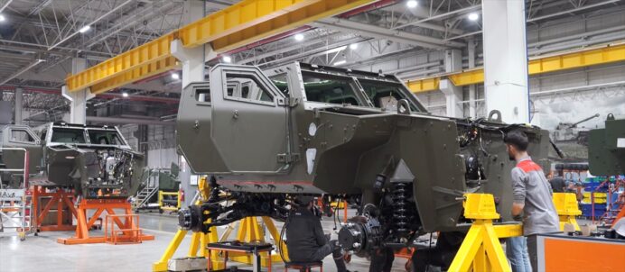 Otokar, “dev zırhlı araç ihalesi”ndeki ortağını satın alıyor