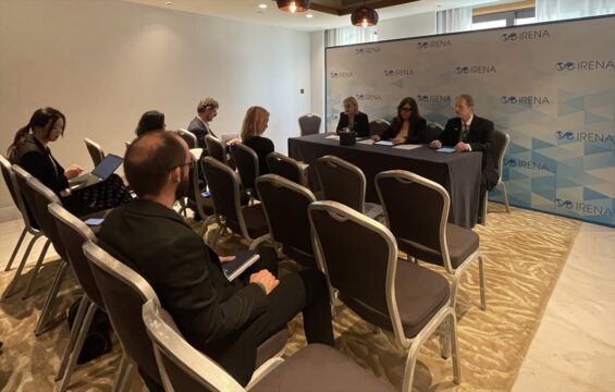 Yapay zeka yenilenebilir enerji istihdamını yeniden şekillendirecek