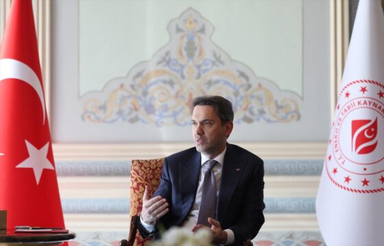 Bakan Bayraktar, “Sivas ve Taşeli Güneş Enerjisi Santrali Projeleri İmza Töreni”nde konuştu: