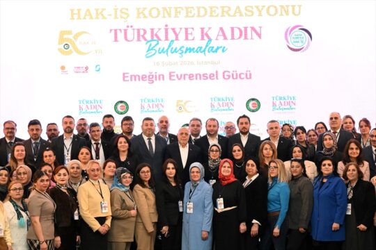 HAK-İŞ Türkiye Kadın Buluşmaları'nda istihdam ve sendikalaşma çağrısı