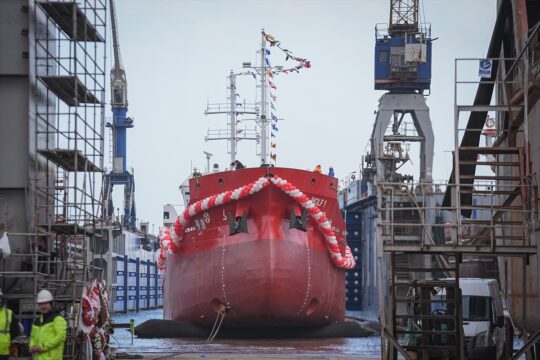 Petrol Ofisi Grubu'nun ilk sıfır emisyonlu gemisi “Wolf 1” denizle buluştu